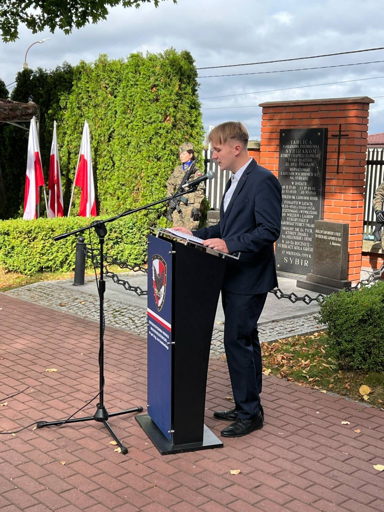 UROCZYSTOŚCI 86 ROCZNICY AGRESJI SOWIECKIEJ NA POLSKĘ
