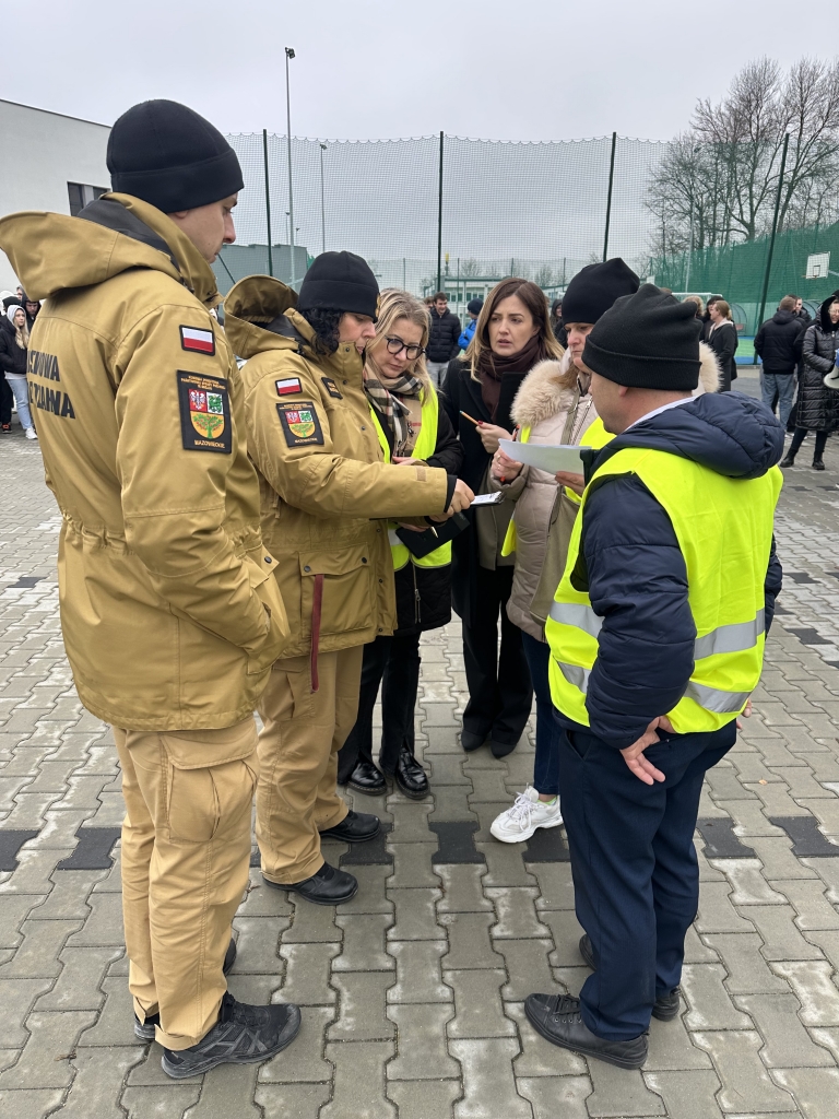 Próbna ewakuacja w szkole