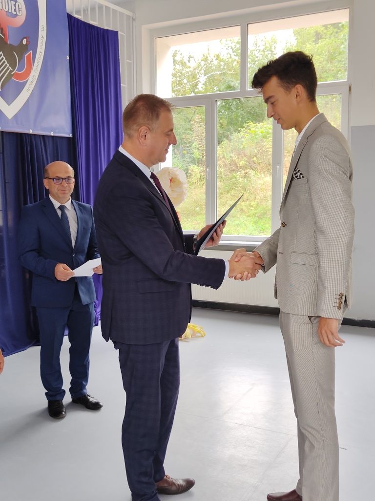 Wręczenie nagród Starosty Grójeckiego za wysokie wyniki w nauce