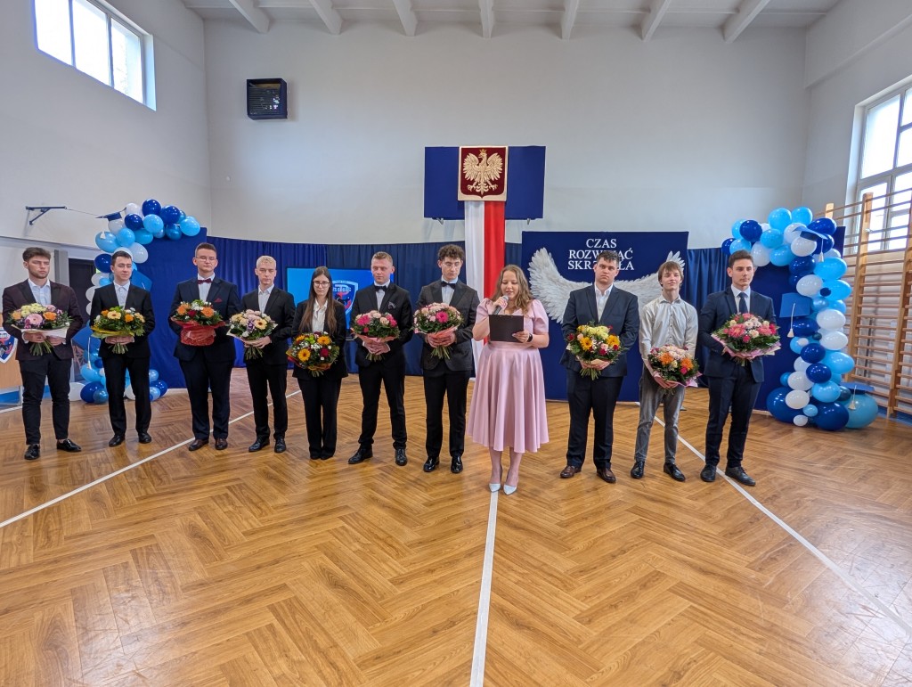 Zakończenie roku szkolnego klas maturalnych w Zespole Szkół im. Armii Krajowej Obwodu Głuszec Grójec