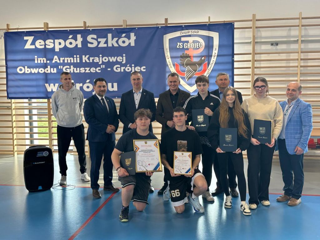 Powiatowy Turniej Badmintona o Puchar Starosty Grójeckiego.